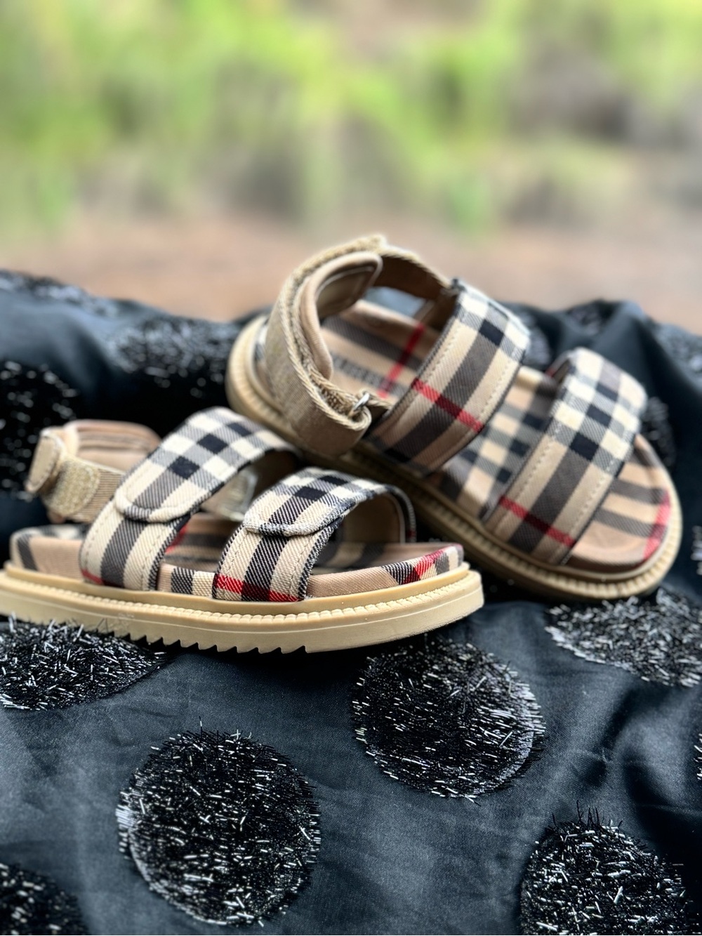 BURBERRY | Kids  Jamie Check Sandals ~ Size 23